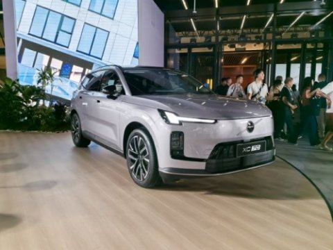 售价 26.99 万起，沃尔沃全新 XC70 震撼