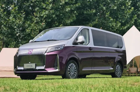 卡文乐福V7承载福田卡文汽车大VAN品类